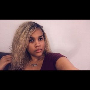 Meet your Posher, Daniela